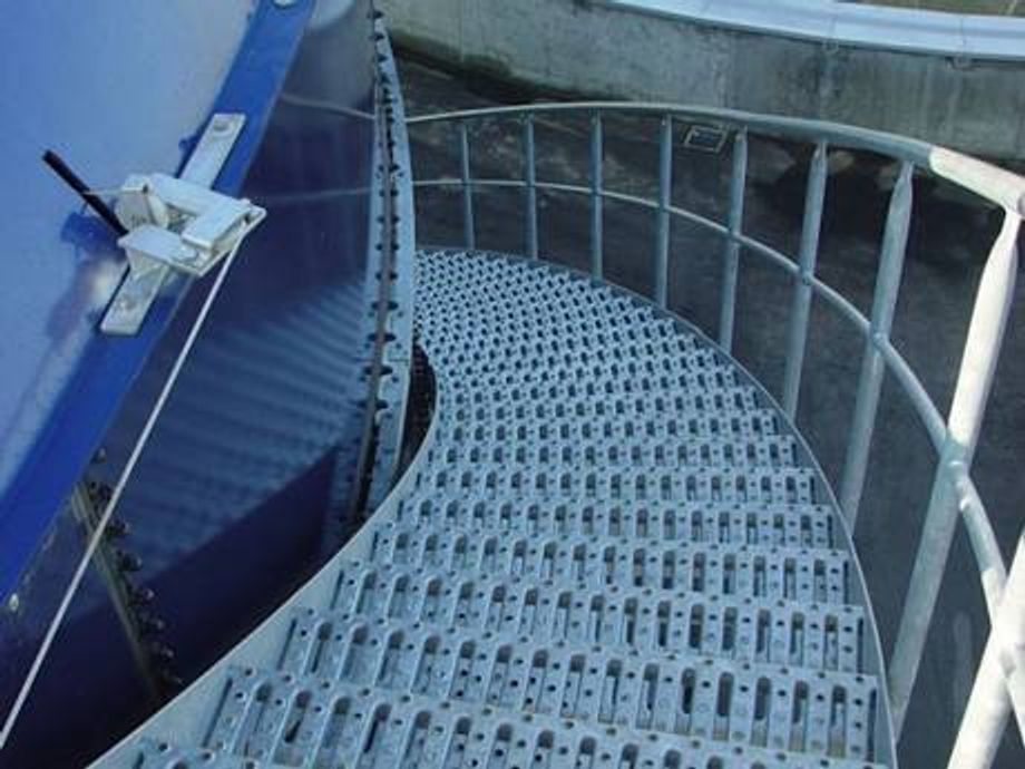 Interlocking Safety Grating Stairs