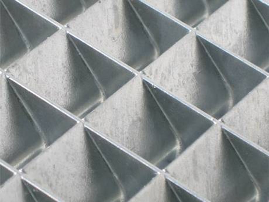 Louver steel grating