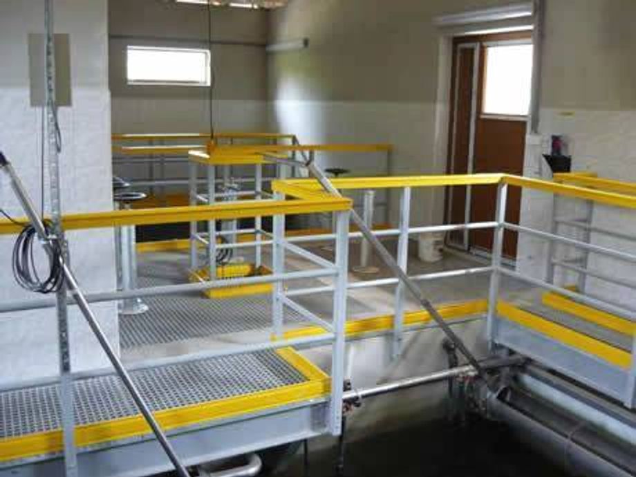 Operating Platform Floor Made By Aluminum Gratings