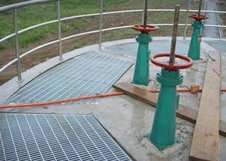 The Power Plant Platform Made By Irregular Metal Gratings