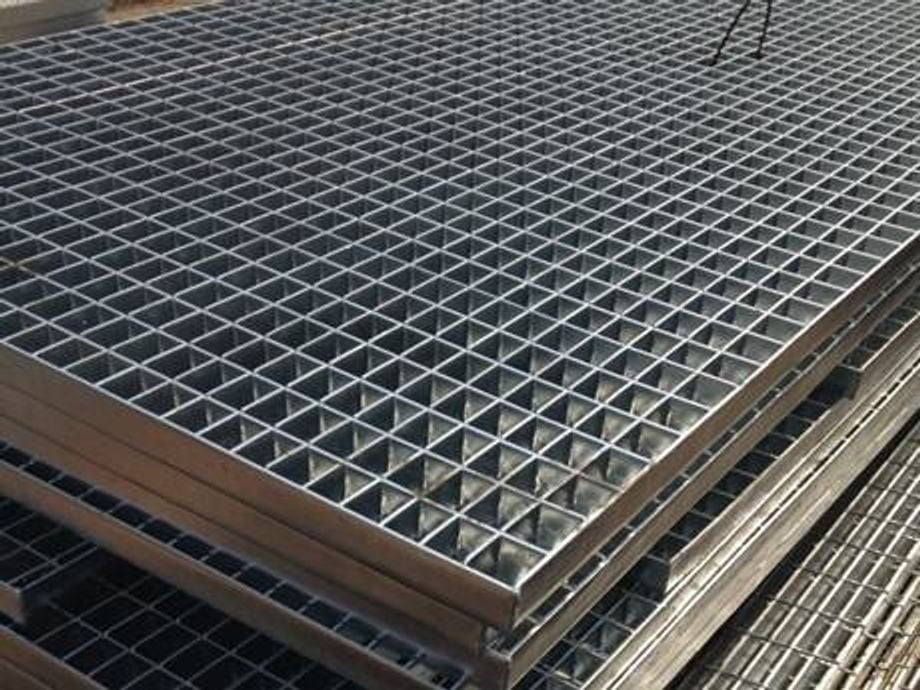 The Galvanized Plug Gratings