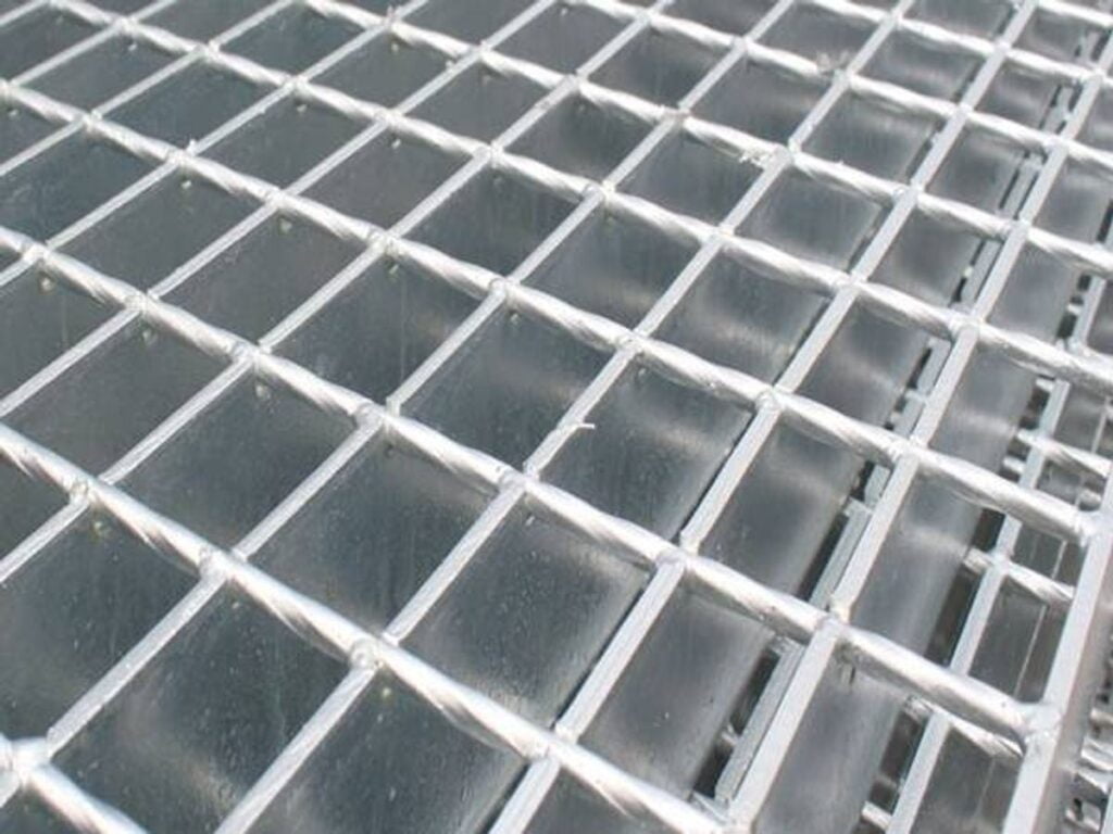 The Smooth Surface Steel Gratings