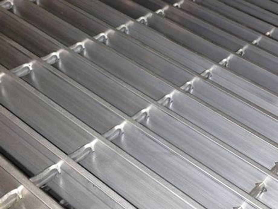 Selection Guide: The Smooth Surface of Kindhold Metal Gratings